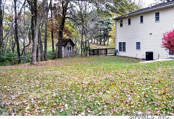 5th image of 803 Meadow Brook Dr