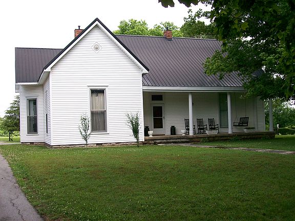 Neat and tidy curb appeal