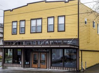 620 N 42nd St APT A, Seattle, WA 98103