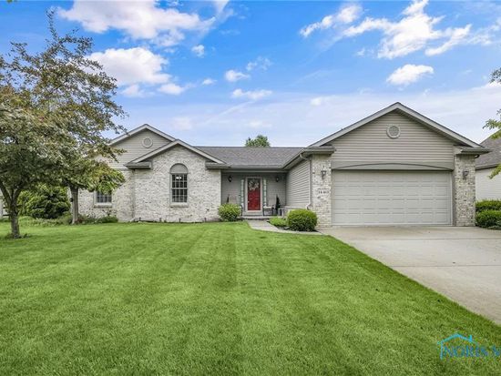 1440 S Redhawk Dr, Perrysburg, OH 43551