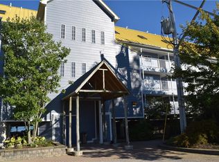 400 Swartz Ln #Y-201, Put In Bay, OH 43456