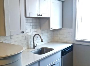 1147 Claytonia Ter APT 1N, Saint Louis, MO 63117