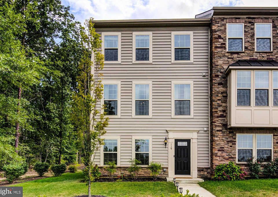 1st image of 119 Sweetgum Ct