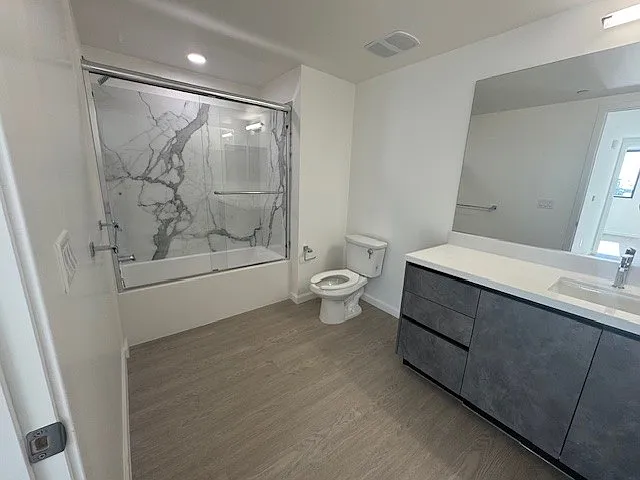 Doran Residences LLC — Photo 31