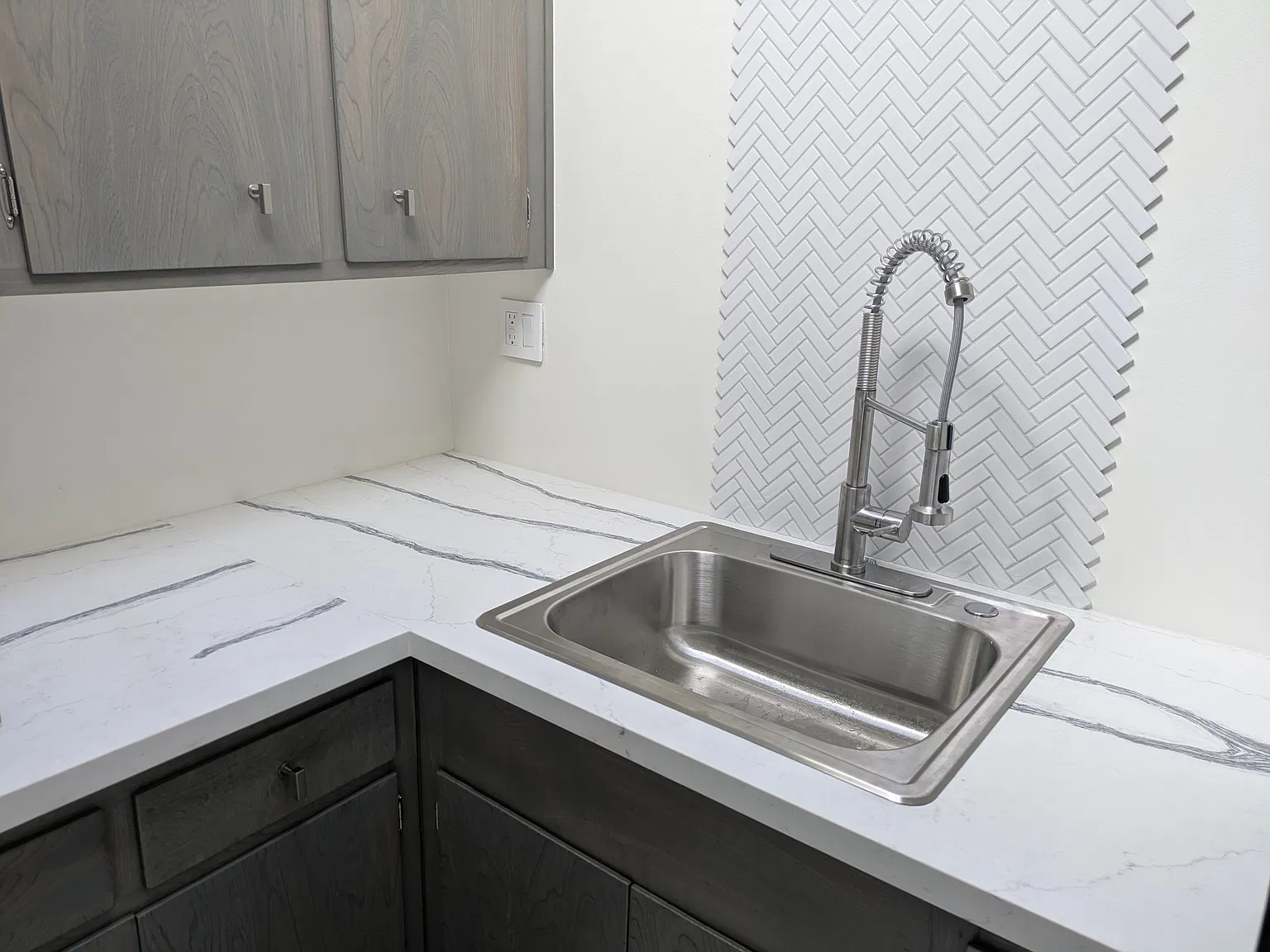 1 bed, 500 sqft, $2,575 — Photo 2