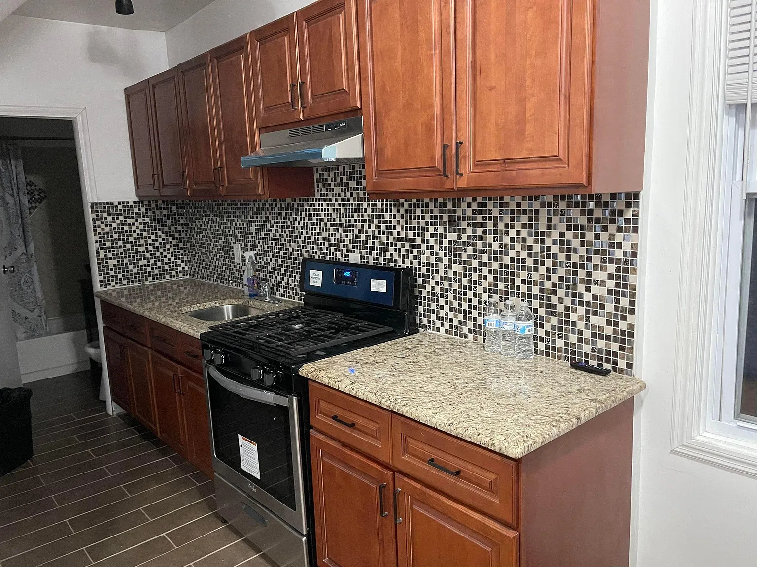 2 bed, $1,700 — Photo 2