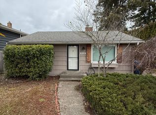 5206 SW Charlestown St, Seattle, WA 98116