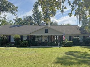 3320 Caverns Rd, Marianna, FL 32446