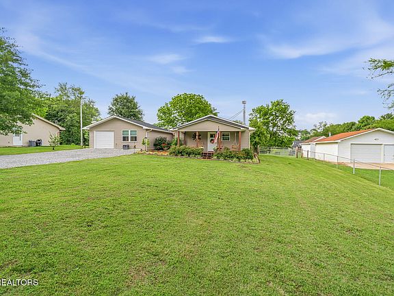 3rd image of 346 Lawson Mill Rd