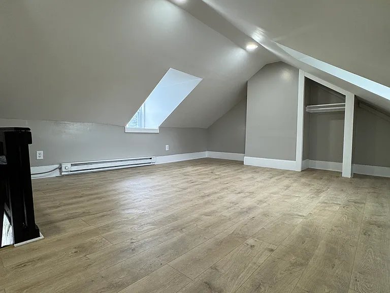 21 Prince Ave #C — Photo 29