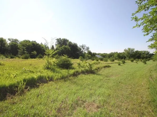 Wellman Rd, La Porte City, IA 50651