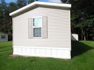 53063 Beverly Hills Dr, Middlebury, IN