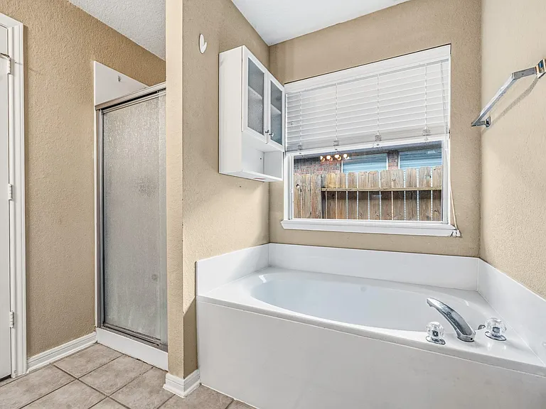 17935 Rose Hill Park Ln — Photo 18