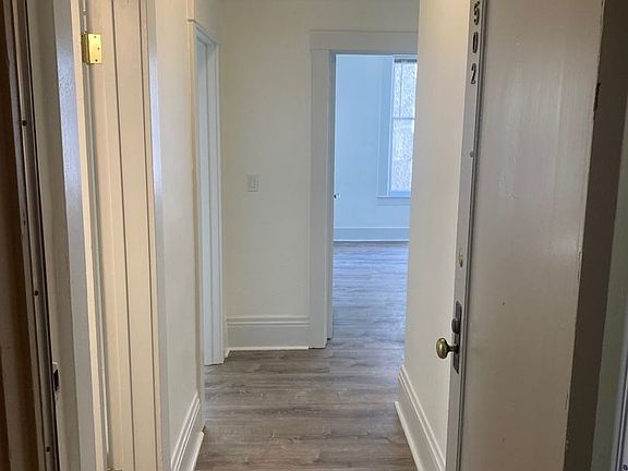 5th image of 995 Pine St APT 502