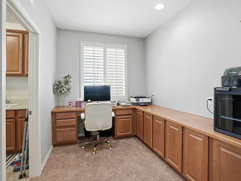 24545 Rosette Ln — Photo 26