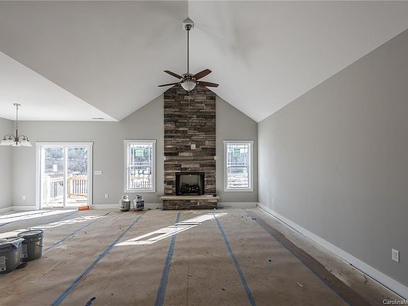 2nd image of 63 Leyland Cir #39