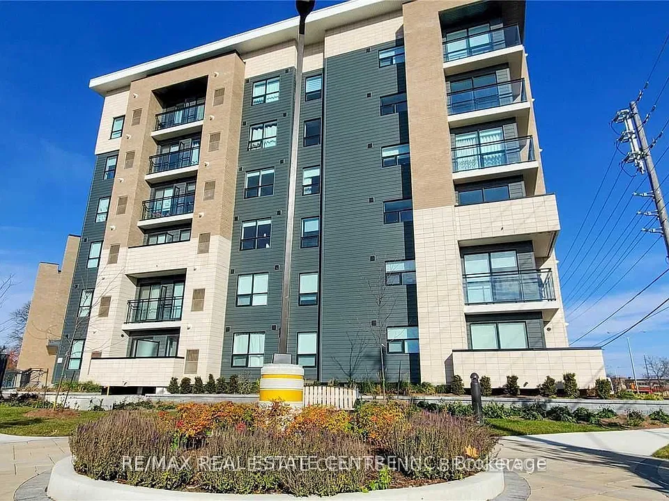 1 Falaise Rd #208