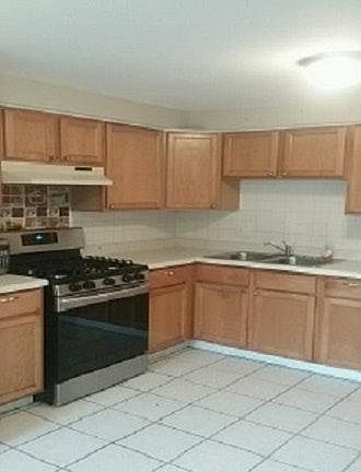 4th image of 308 Clifton Dr