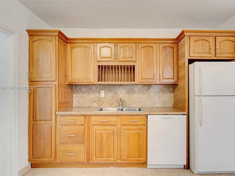 3635 SW 88th Ct — Photo 18