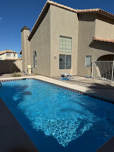 909 Sparrow Ct Photo 1