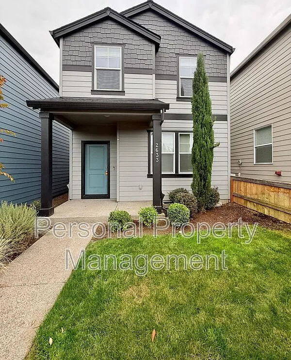 3 bed, 2.5 bath, 1396 sqft, $2,395 — Photo 1