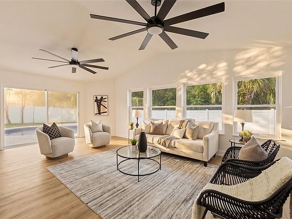 2nd image of 239 Myrtle Ct