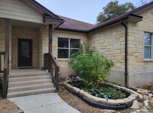 254 County Road 6876, Natalia, TX 78059