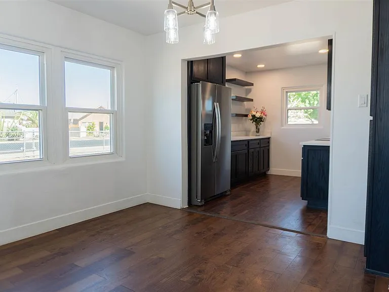137 N Magnolia Ave — Photo 6