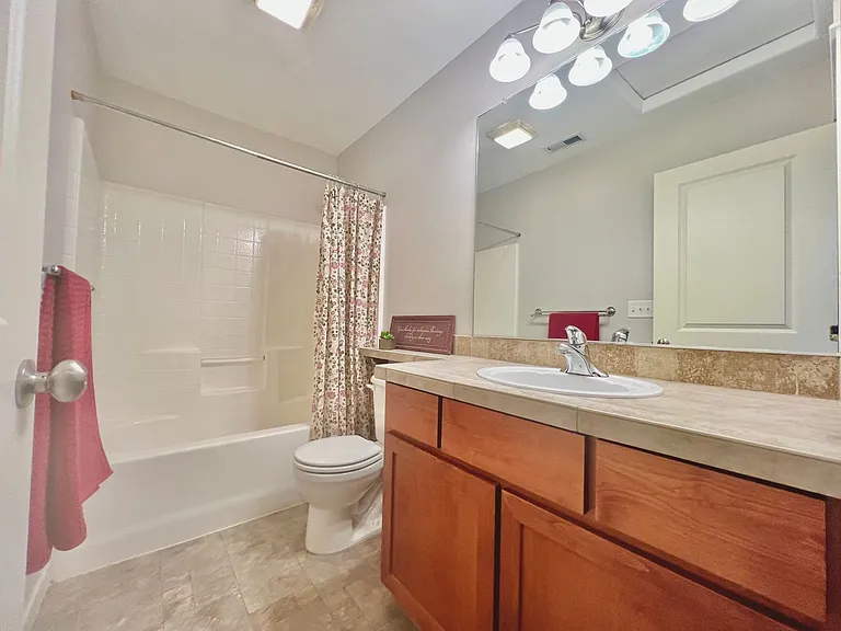 2534 NW 1st Dr — Photo 14