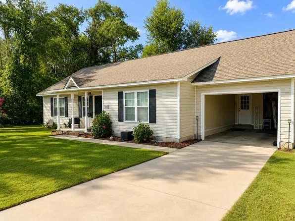 1054 Greg Ln, Douglas, GA 31535