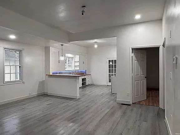 217 N F St — Photo 5