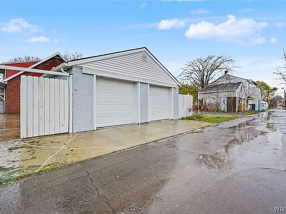 4th image of 551 22nd St