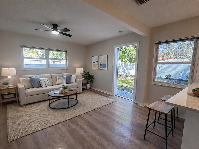 5547 Kingswood Dr — Photo 7