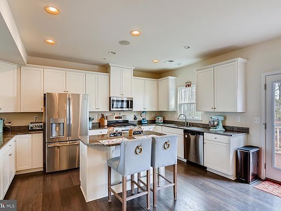 3rd image of 8300 Hickory Hollow Dr