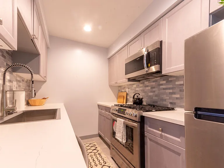1119 Lincoln Blvd #6 — Photo 6