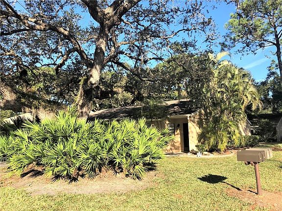 2nd image of 1211 Tallywood Dr