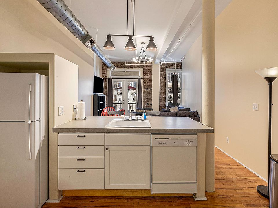 1st image of 1617 California St APT 4E