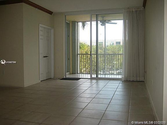4th image of 9755 NW 52nd St APT 303