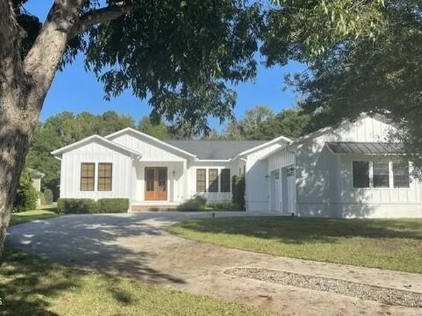 351 Olde Point Loop, Hampstead, NC 28443