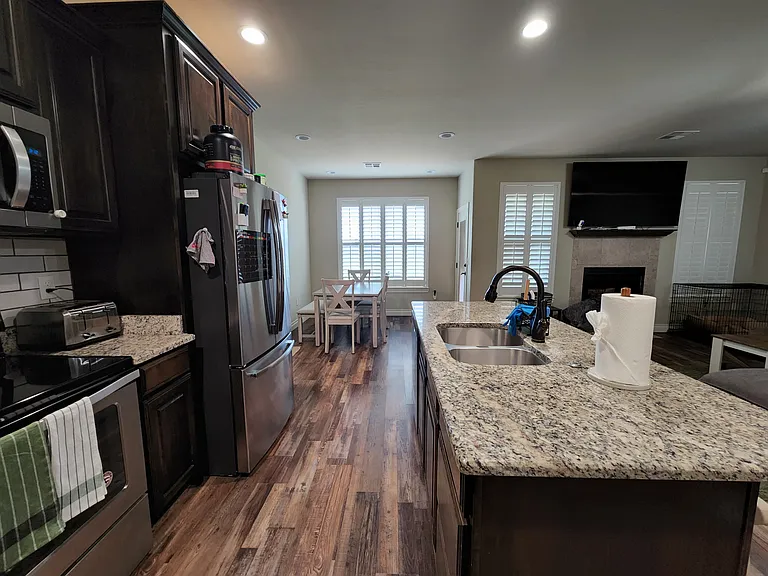 10905 Marion Dr — Photo 15