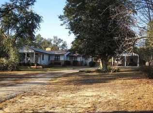 928 Sullivan Rd, Cheraw, SC 29520