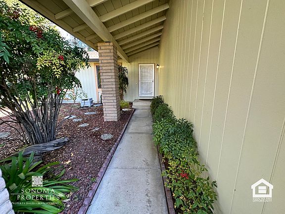 2nd image of 720 4th St E