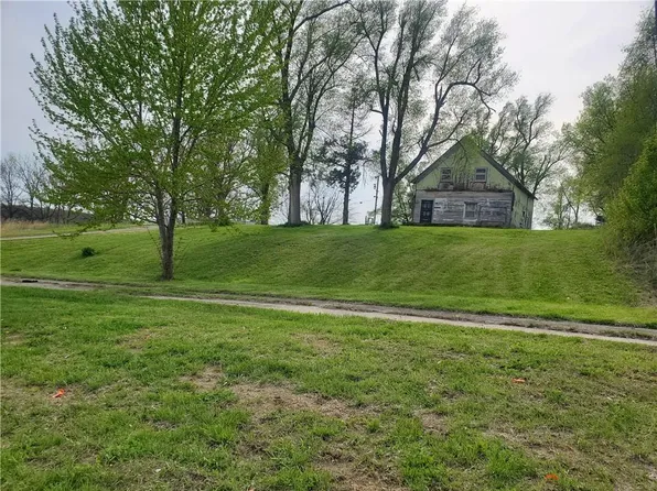 9255 SW Highway 6, Stewartsville, MO 64490