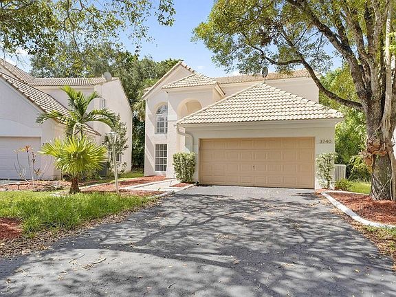 2nd image of 3740 Wilderness Way