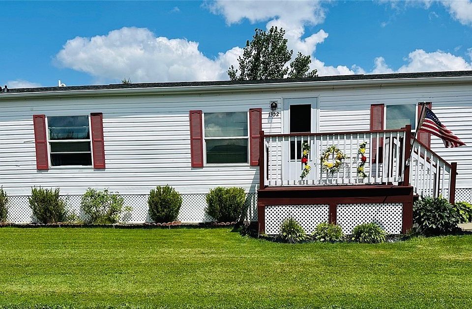 1st image of 1352 Duchess Ln