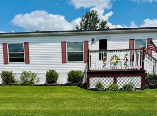1352 Duchess Ln, Alden, NY 14004