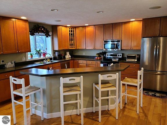 3rd image of 4427 Silver Valley Ln