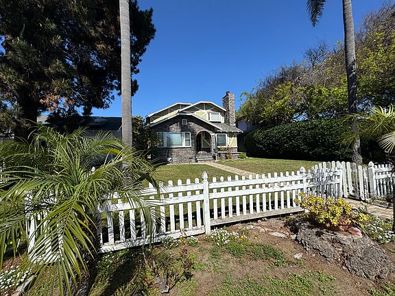 2nd image of 1329 Engracia Ave