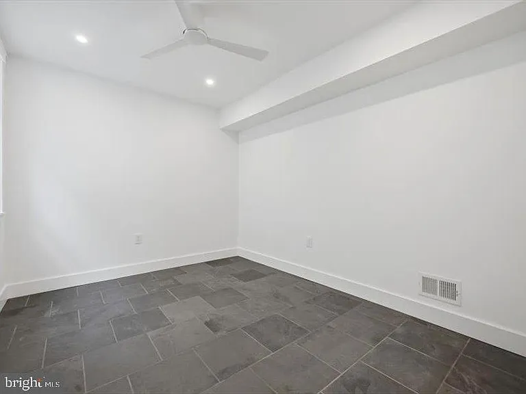 318 Dudley Ave — Photo 34