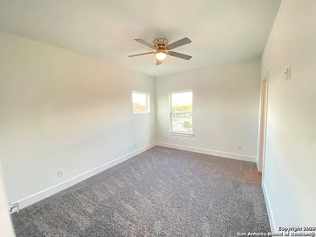 2126 Village Pkwy — Photo 36